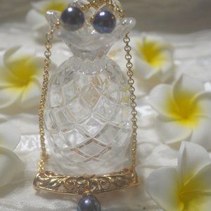 Hamilton Gold Necklace and Earrings Set